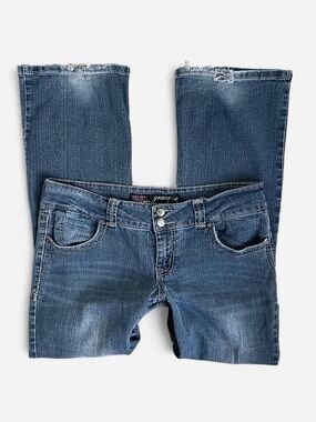 Grane Y2K Curvy Bootcut Jeans